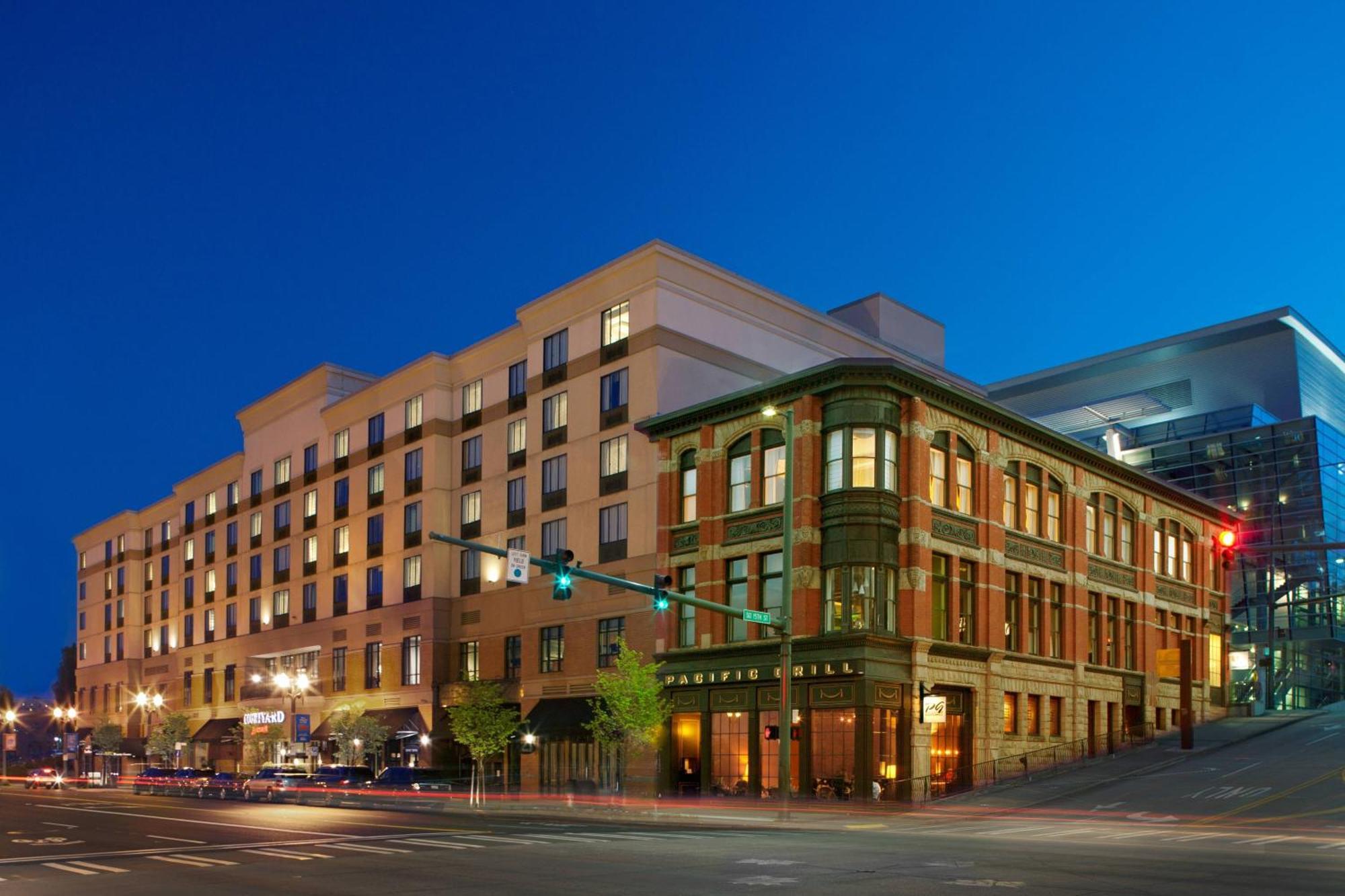 Hotel Courtyard Tacoma Downtown Exterior foto